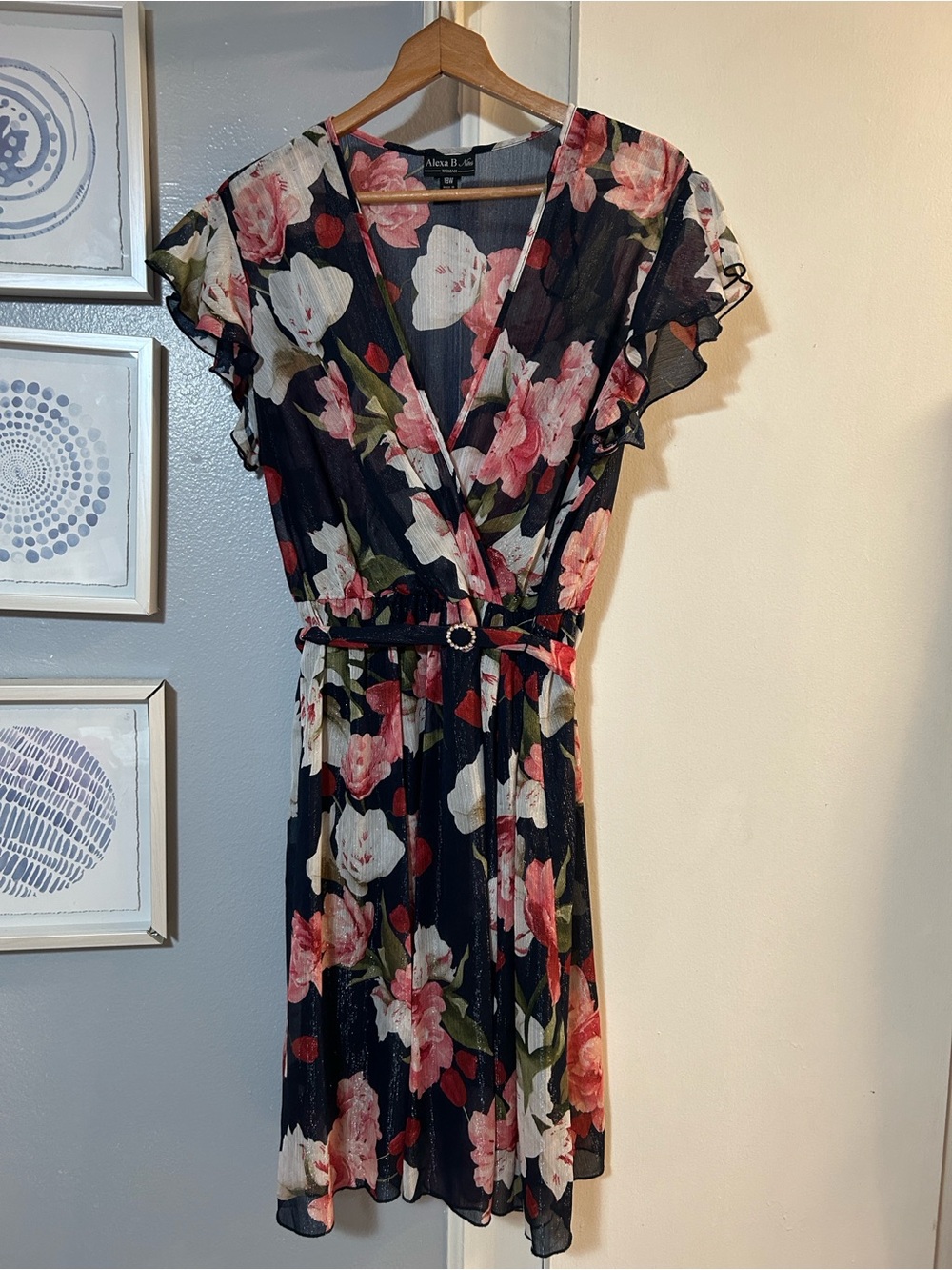 Alexa B Nites Women’s Size 18W Black Floral Wrap Dress Shimmery Pink Blossoms